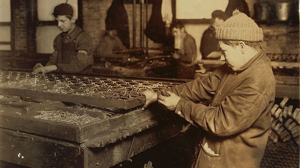 床弹簧连接器 - 童工