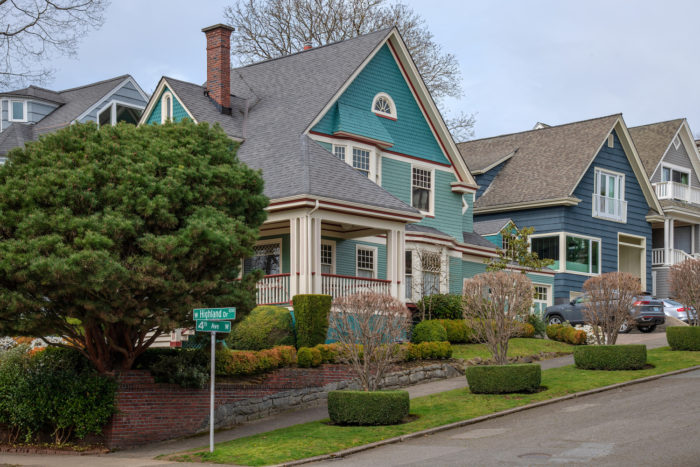 ไดเร็คเมล์ย่านตลาดหลังคา