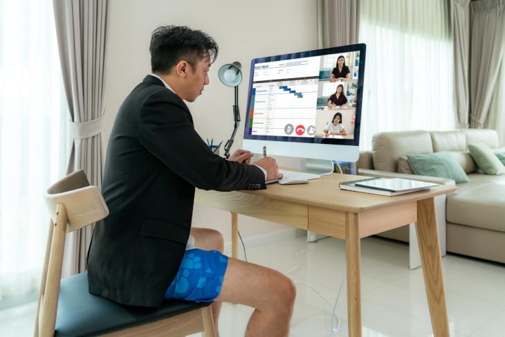 ชุดทำงาน