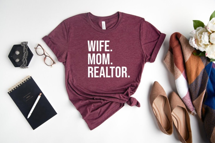 妻子妈妈房地产经纪人