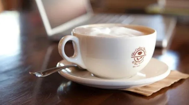 кофе в зернах и чайный лист Чайные франшизы