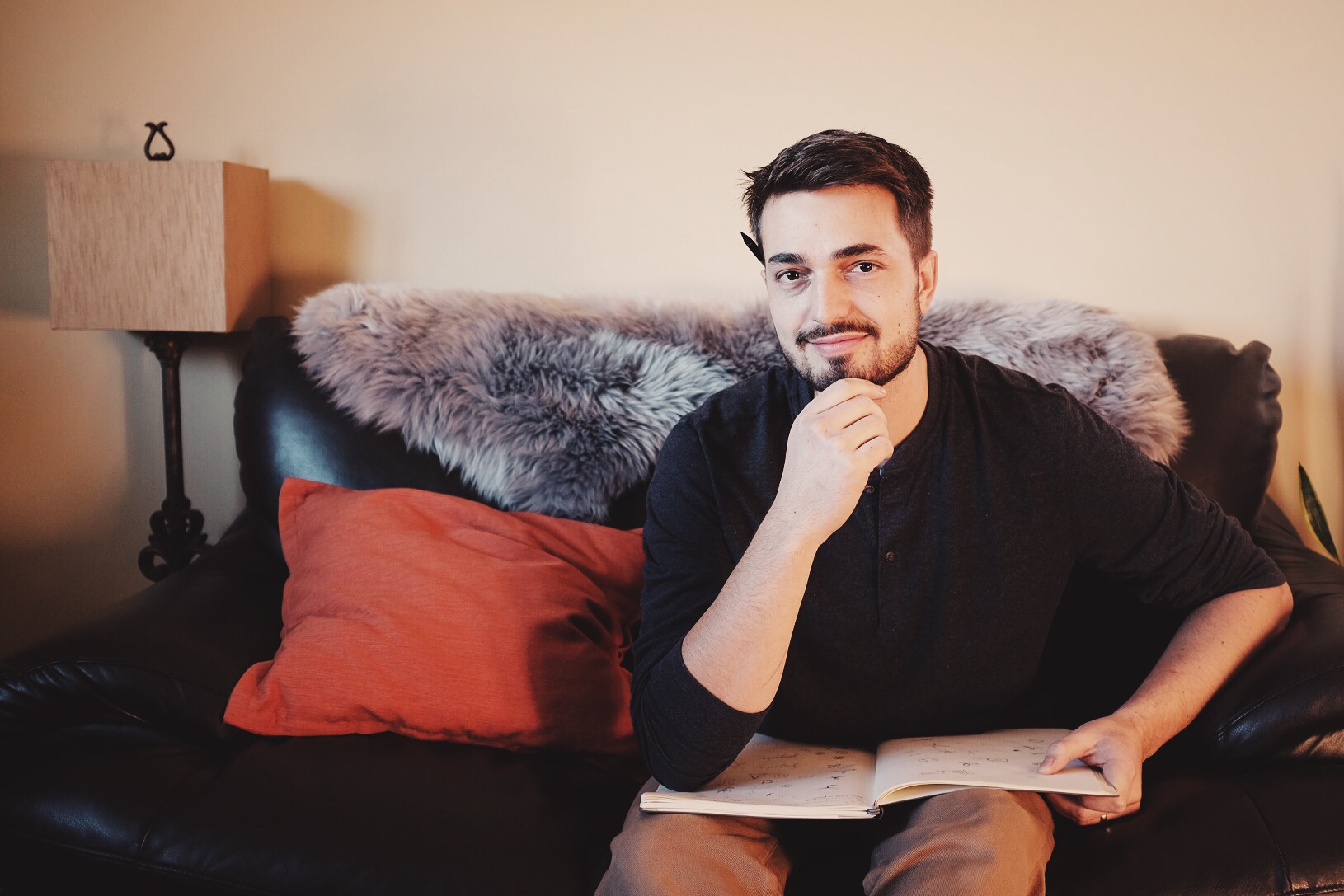 Josiah Jost - Desain Siah