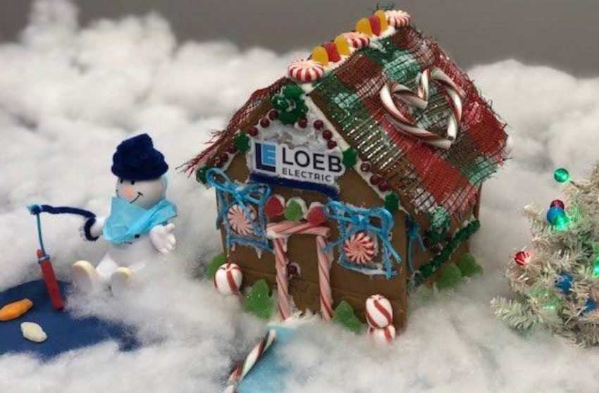 Loeb Electric Gingerbread House