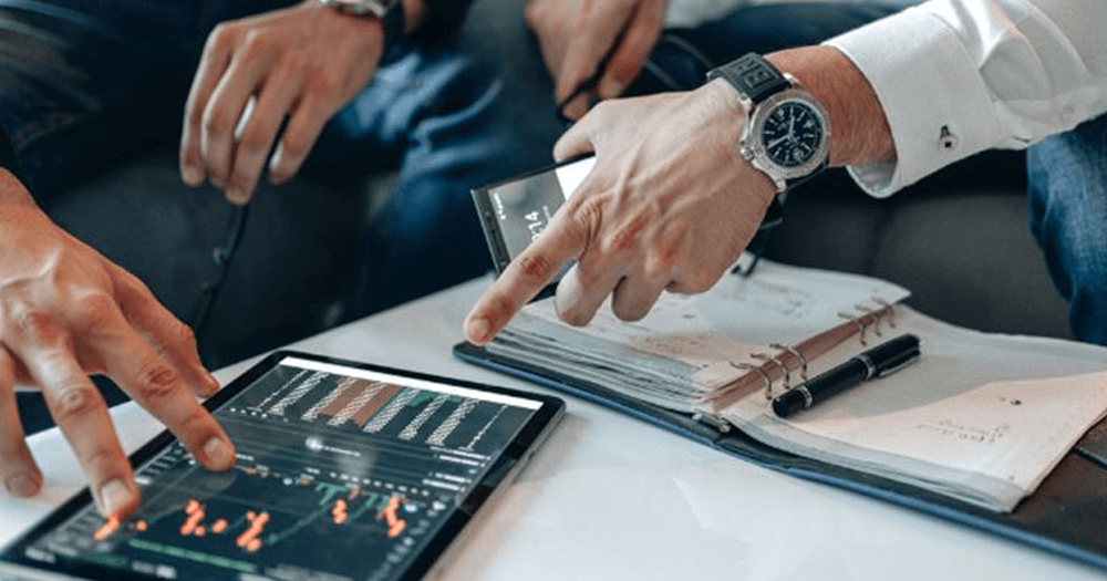 Platforma oprogramowania oparta na subskrypcji dla inwestorów kontraktów terminowych