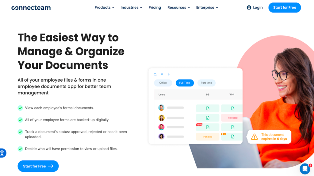 Cuplikan layar dari situs web Connecteam