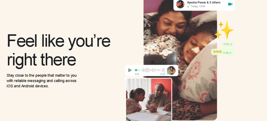 女の子と微笑んでいる女性と、女性と一緒に本を見ている男性を示す WhatsApp Web ページのスクリーンショット