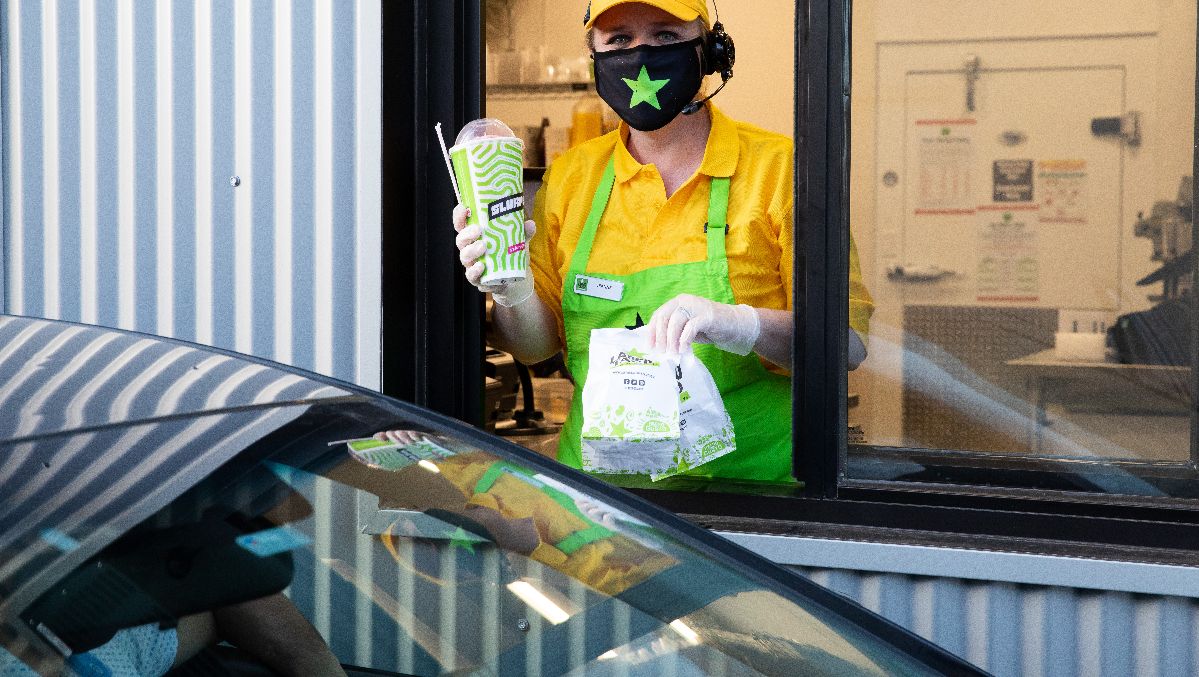 7-Eleven membuka drive-thru Laredo Taco Company pertamanya pada Maret 2021