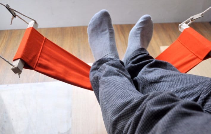 hadiah-untuk-desainer-istirahat-tempat tidur gantung