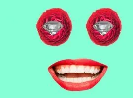 제조 및 옴니채널 디지털 경험의 서비스화를 나타내는 두 개의 꽃과 눈과 입의 미소