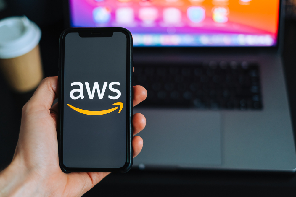 Amazon Web Services di ponsel pintar