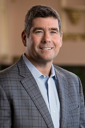 Avuție strategică convinsă de Michael Evans