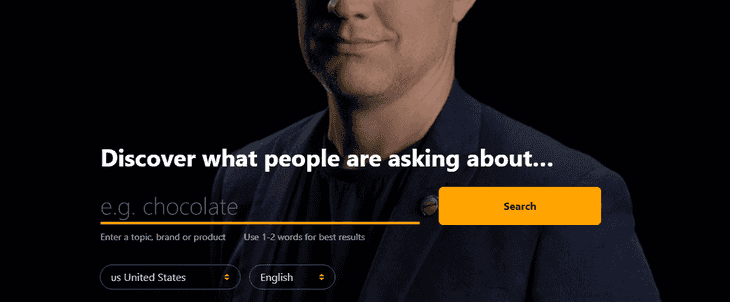 Răspunde Publicului