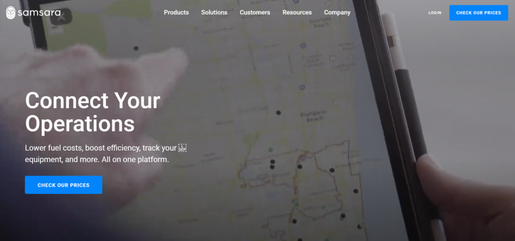 Site-ul web Samsara cu textul „Conectați-vă operațiunile”