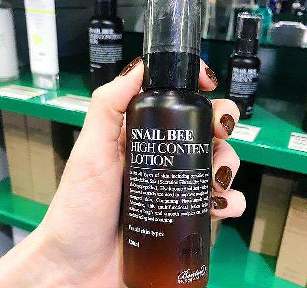 Schneckenbienen-Feuchtigkeitsspender