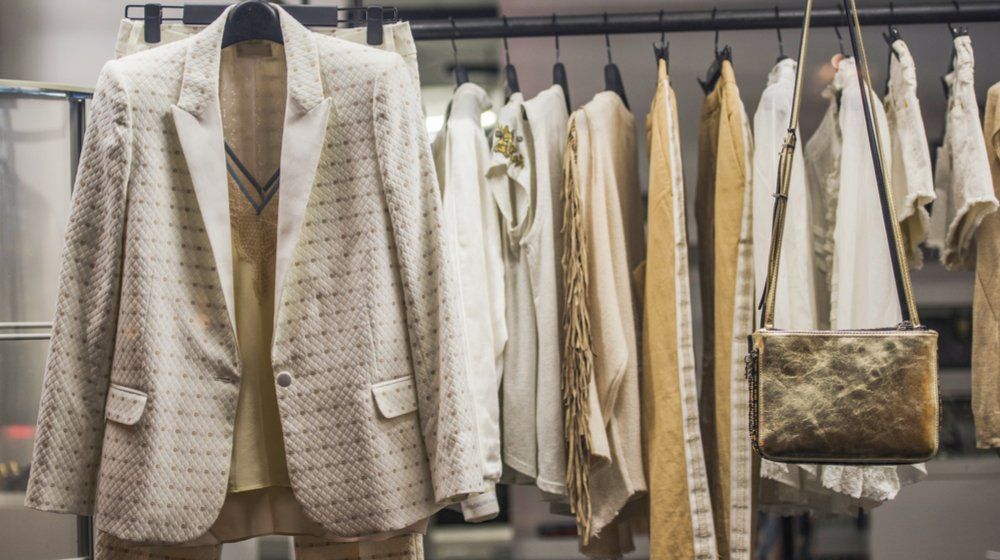 時尚達人的 50 個時尚商業理念 - 賣西裝