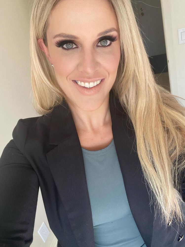 客室乗務員6桁アマゾンビジネス