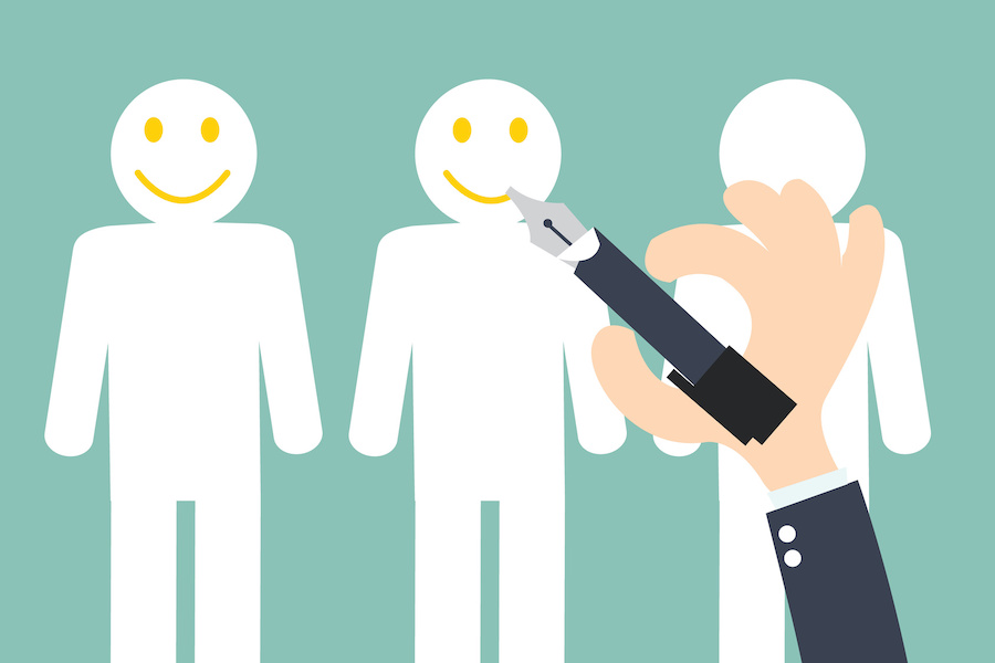 顧客にスマイリーを手書き-顧客維持